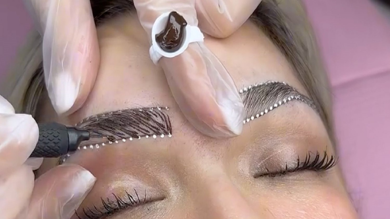 Eye Brow Microblading